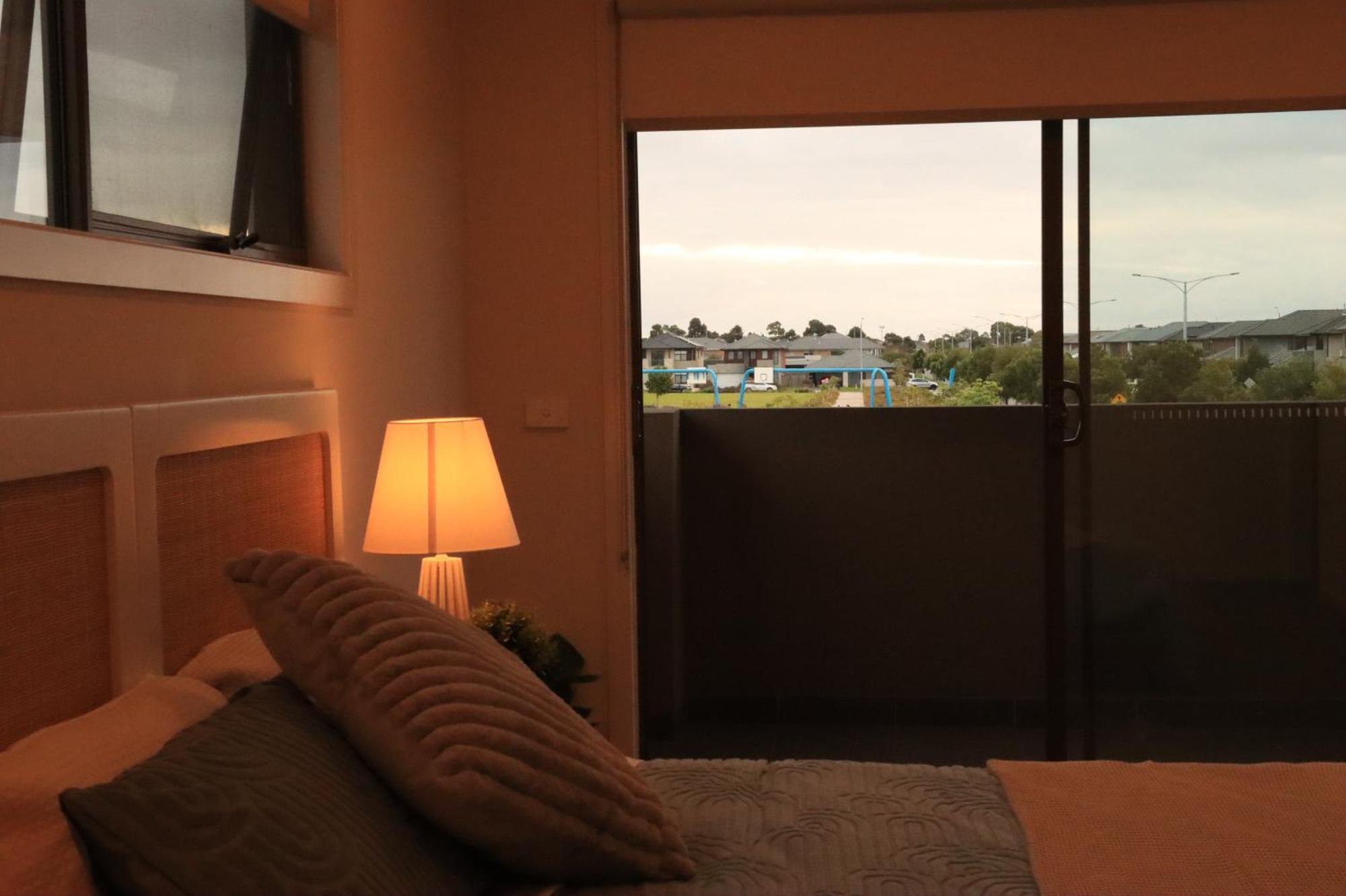 Melbourne Holiday House For 15 Peoples In Sanctuary Lake Point Cook Exterior foto