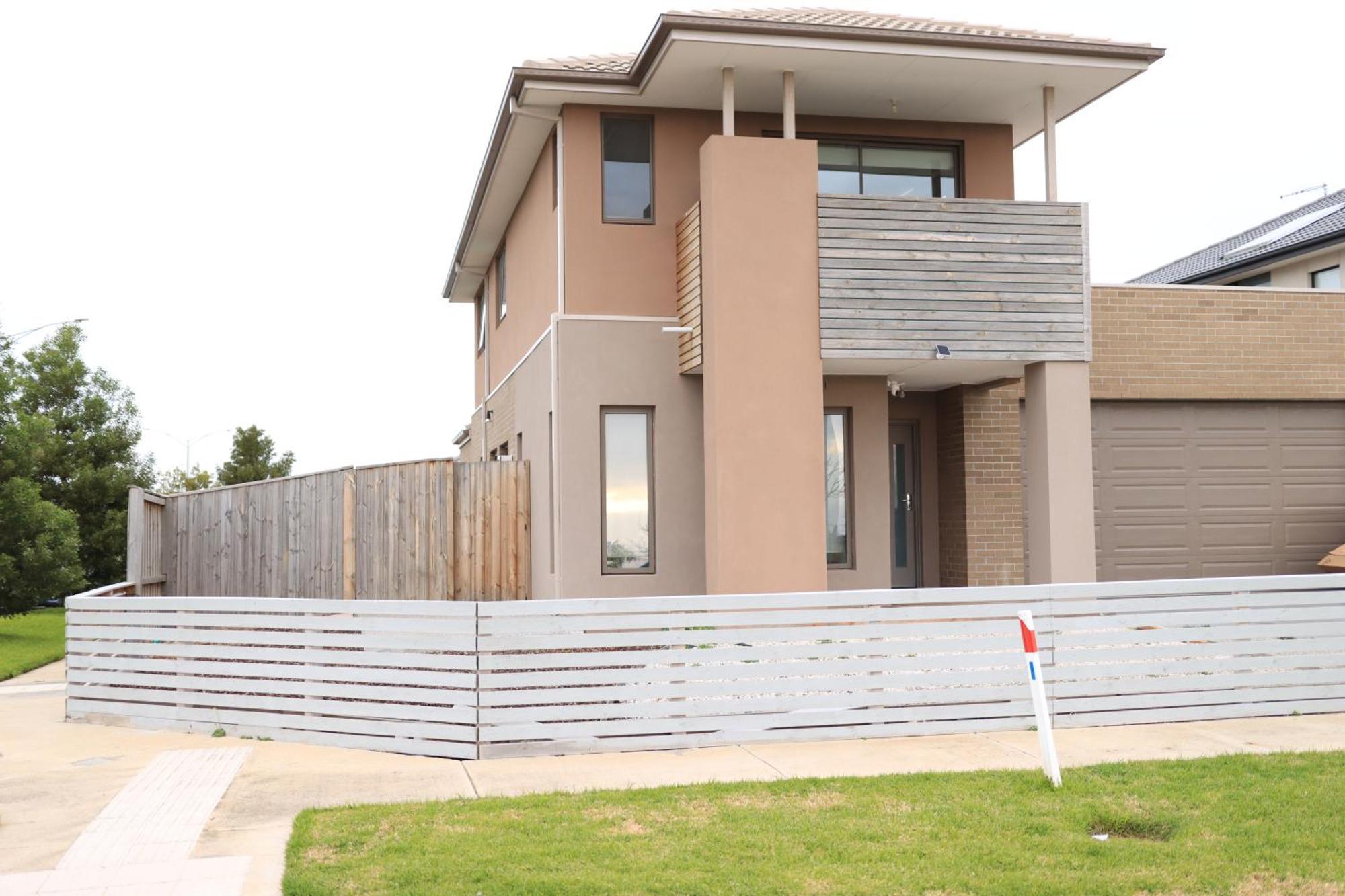 Melbourne Holiday House For 15 Peoples In Sanctuary Lake Point Cook Exterior foto